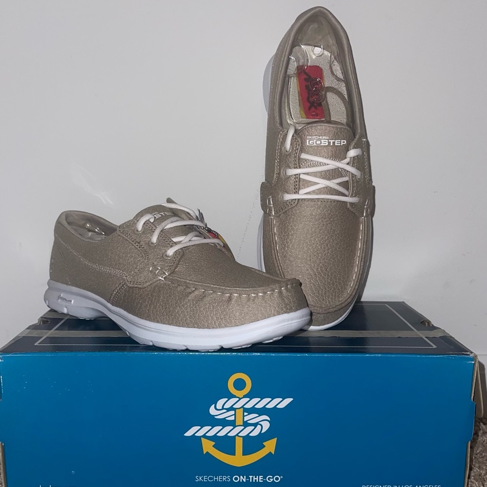 NWT Sketchers Go Step Riptide Boatshoe